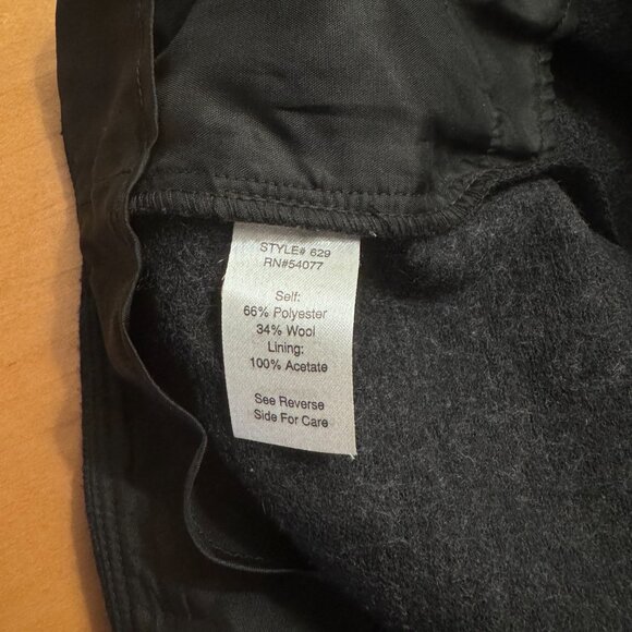 CAbi Gray Wool Blend Andy's Modern Mini Skirt Size 6 - Picture 7 of 8